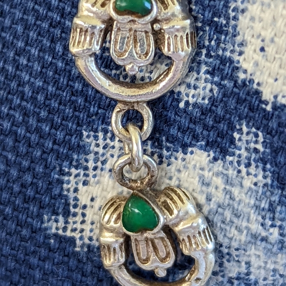 Sterling Silver Claddagh bracelet - Picture 4 of 7